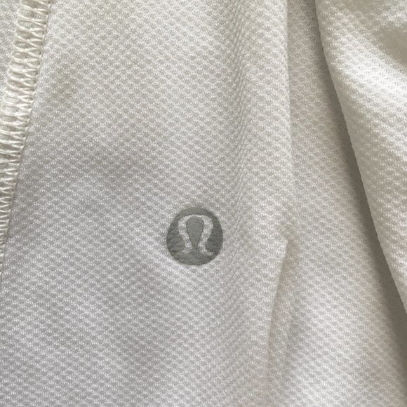 EUC Lululemon Size 4 Flow And Go Tank II White - Picture 9 of 12